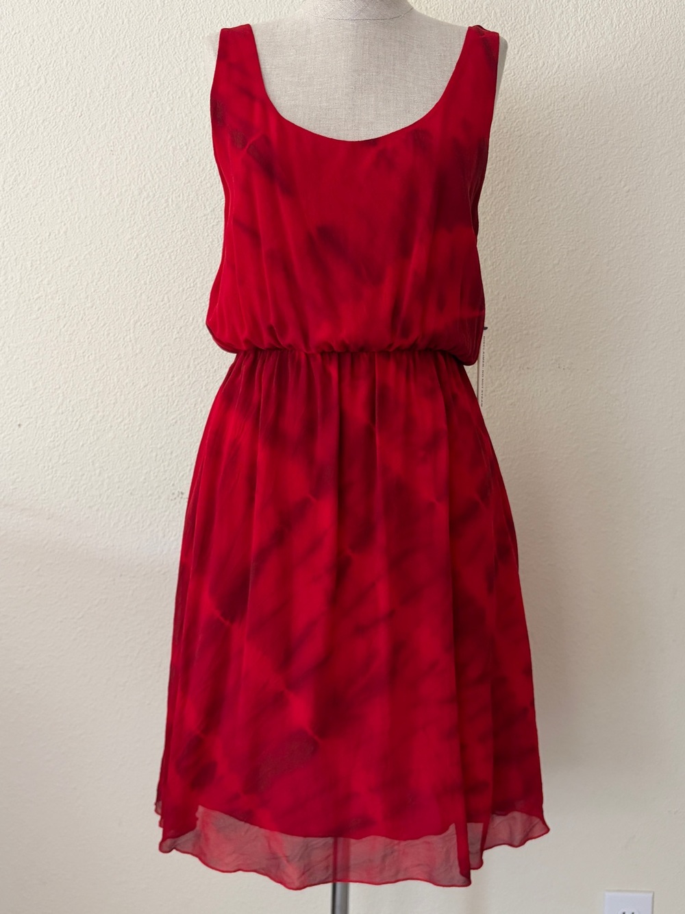 NWT Alice + Olivia Cabella Tie Dye Silk Dress Red Sleeveless Lined Size S